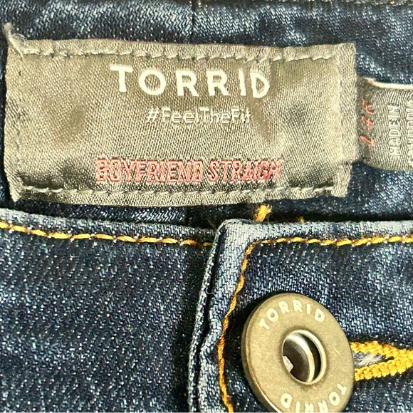 Torrid Jeans Boyfriend Straight Vintage Stretch Sz 14R Color: Undercover - Picture 5 of 7